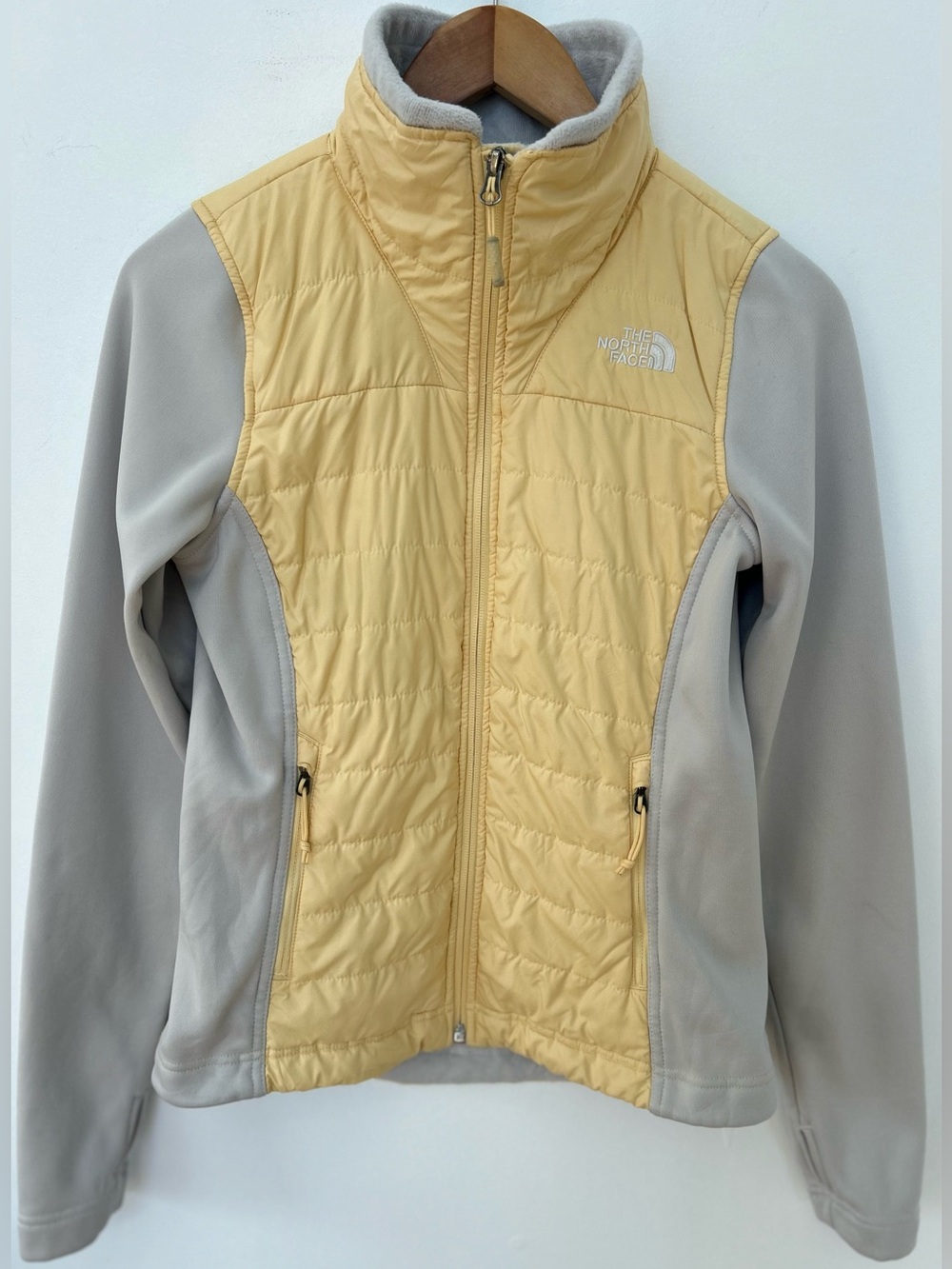 The North Face Women’s XS Yellow Grey Hybrid Fleece Insulated Jacket - Picture 6 of 9